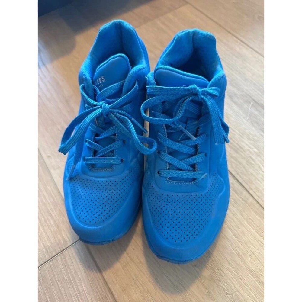 Skechers Uno Neon Blue size 6